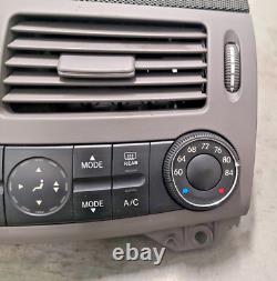 2003-2006 Mercedes W211 E320 Garniture de commutation de climatisation de tableau de bord et de ventilation 2118302785