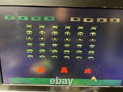 Atari VCS 2600 Jeu complet dans sa boîte d'origine 1980 Space Invaders Étiquette assortie
